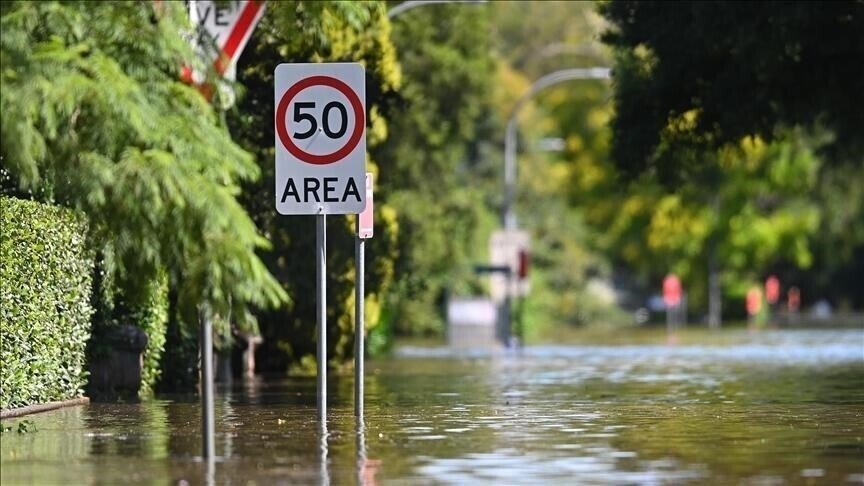 Stuhitë godasin Australinë Perëndimore  dhjetëra mijëra njerëz pa energji elektrike