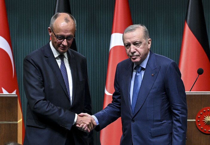 Presidenti Erdogan dhe kancelari Merz diskutojnë për çështjet globale