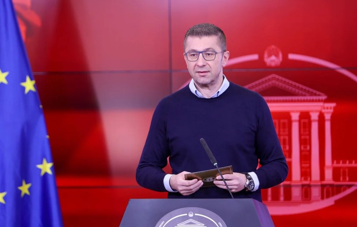 Sonte Mickoski e prezantoi ndarjen e resorëve ministror