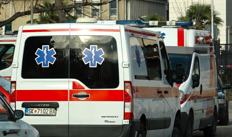 Mësuesja 57 vjeçare ndërron jetë gjatë orarit të punës në një shkollë në rrethinën e Shkupit