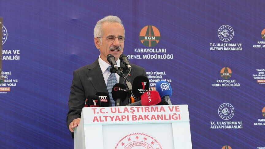 Turqia  Deri më tani 11 anije në pronësi turke kanë kaluar të sigurta përmes Ngushticës së Hormuzit
