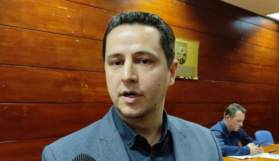Limani  Ndalimi i përdorimit të ujit në Gostivar mbetet në fuqi deri në publikimin e rezultateve laboratorike