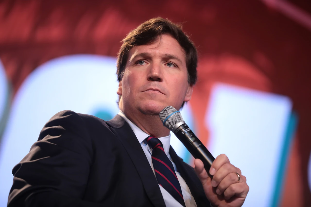 Gazetari amerikan Tucker Carlson  Në Shqipëri  i njëjti plan si në Gaza 