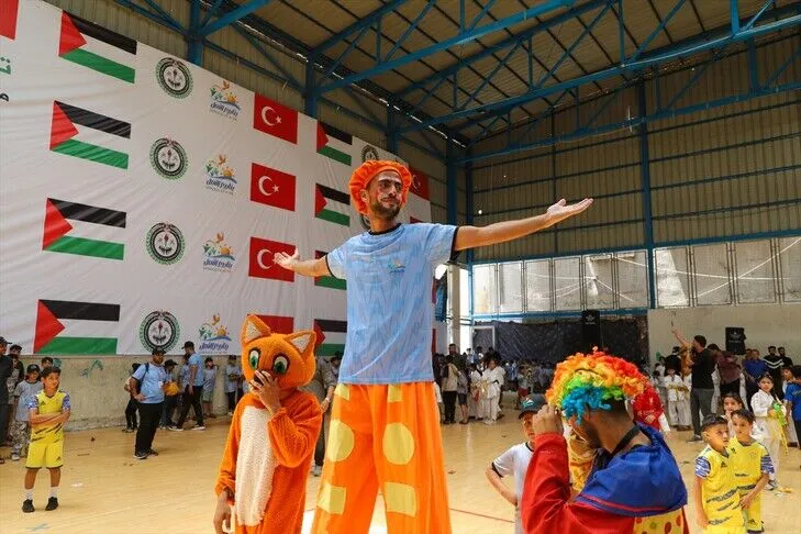 Fëmijët në Gaza që rriten nën hijen e sulmeve izraelite gjejnë shpresë në kampet verore me mbështetjen e Turqisë
