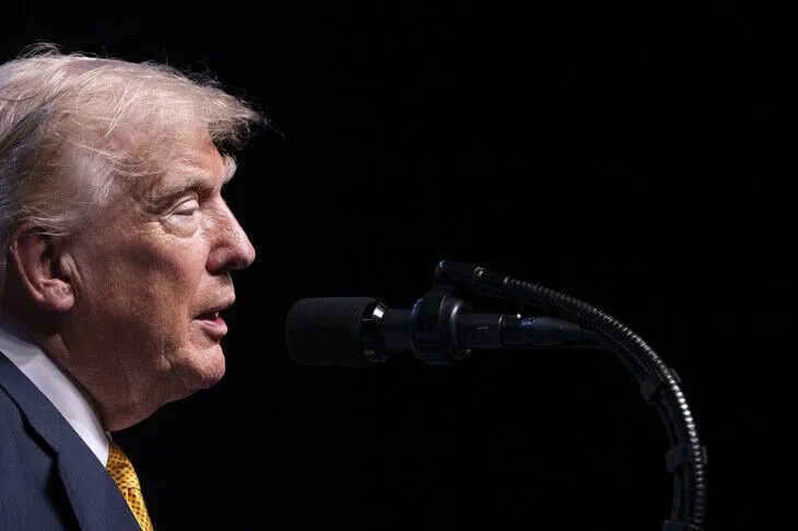 Trump  Asnjë vend  nuk duhet të ketë të drejtë  të vendosë tarifë për Ngushticën e Hormuzit