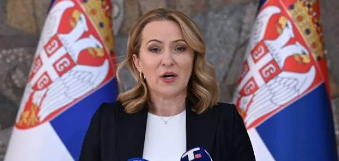 Deklarata që tronditi Kosovën  Ministrja serbe drejt Speciales  kërkohet arrest ndërkombëtar