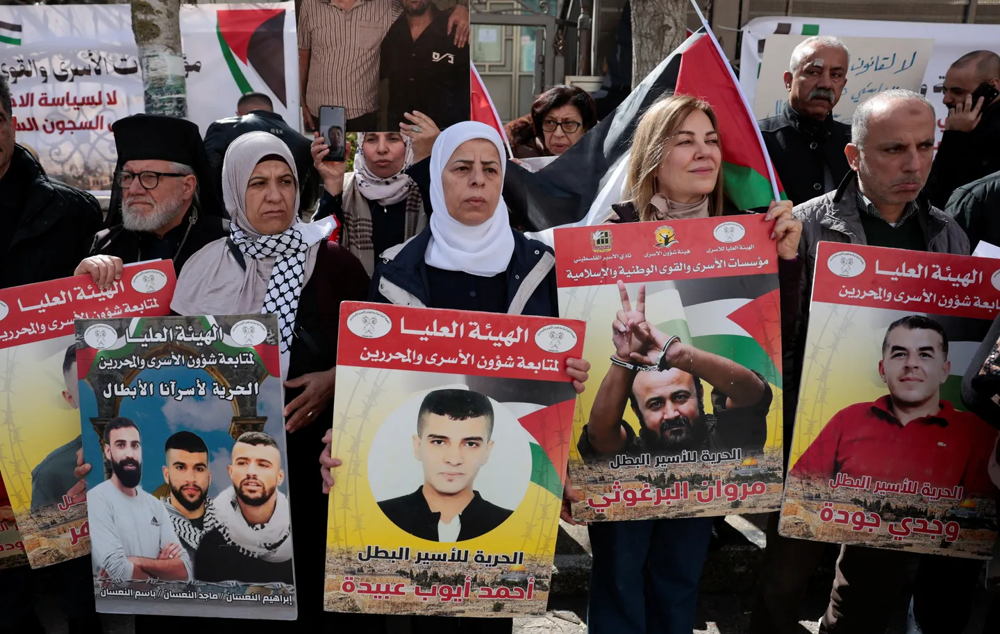 Izraeli mund të rrethojë burgjet ku mbahen rreth 10 mijë palestinezë të rrëmbyer me hendeqe të mbushura me krokodilë