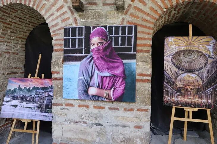Në Shkup hapet ekspozita fotografike  Bëhu dëshmitar  e fotografit Engin Uzun