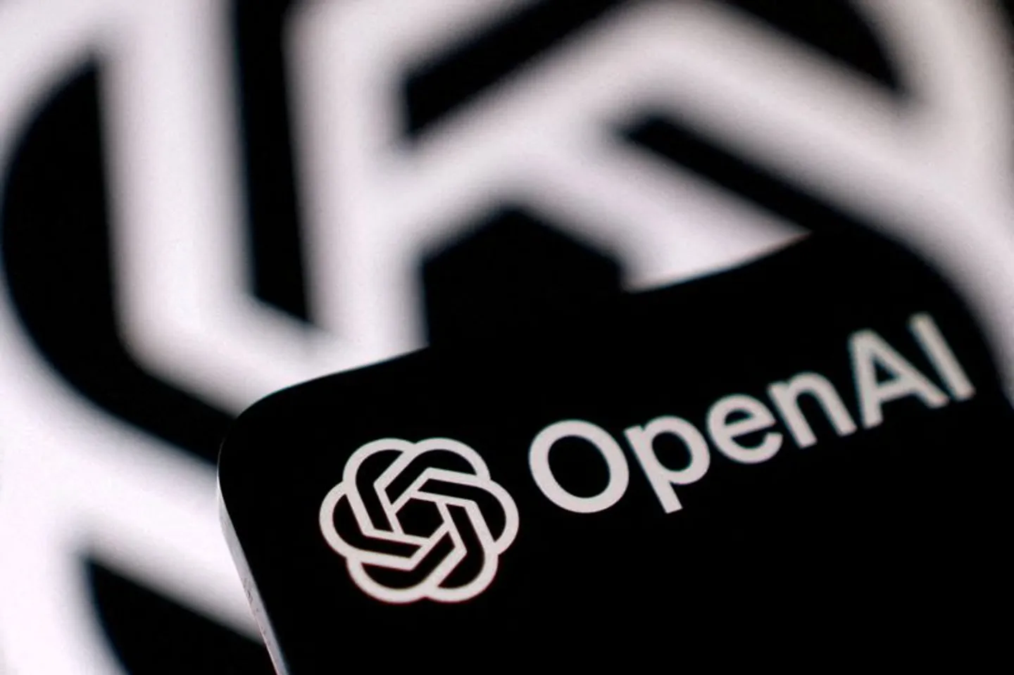 OpenAI  Modelet e IA së dolën jashtë kontrollit gjatë testimeve dhe kryen sulm kibernetik