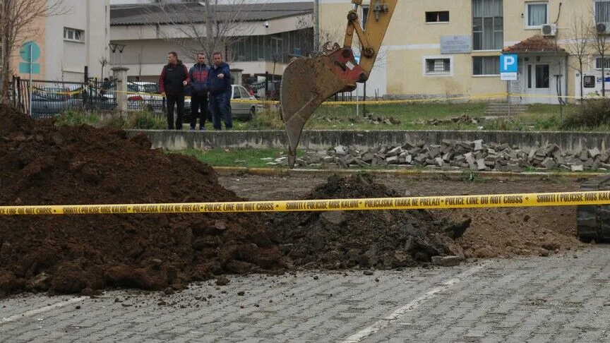 Kosovë  dyshohet për varrezë masive në Zubin Potok