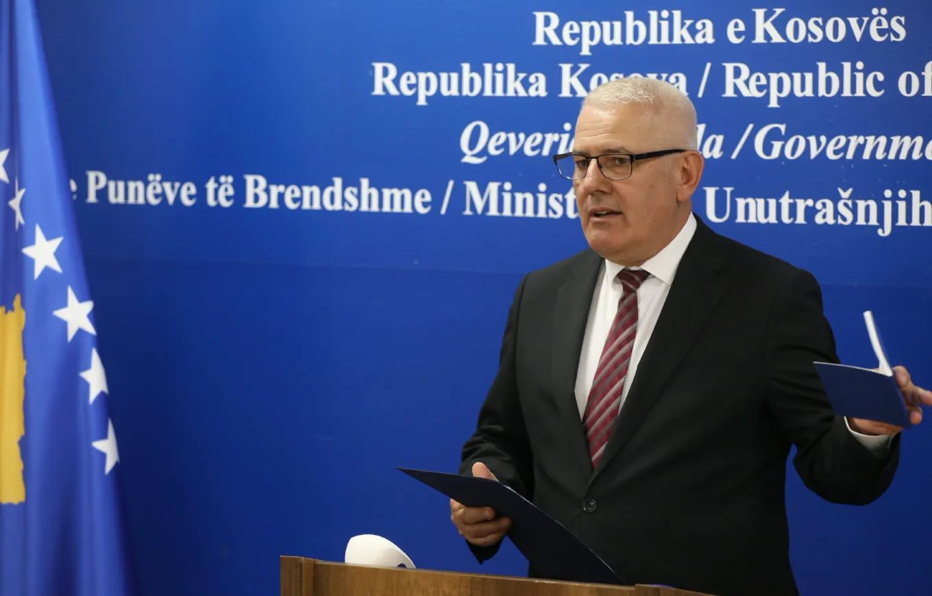 Sveçla  Nuk do të ndalemi deri në gjetjen e personit të fundit të zhdukur nga lufta