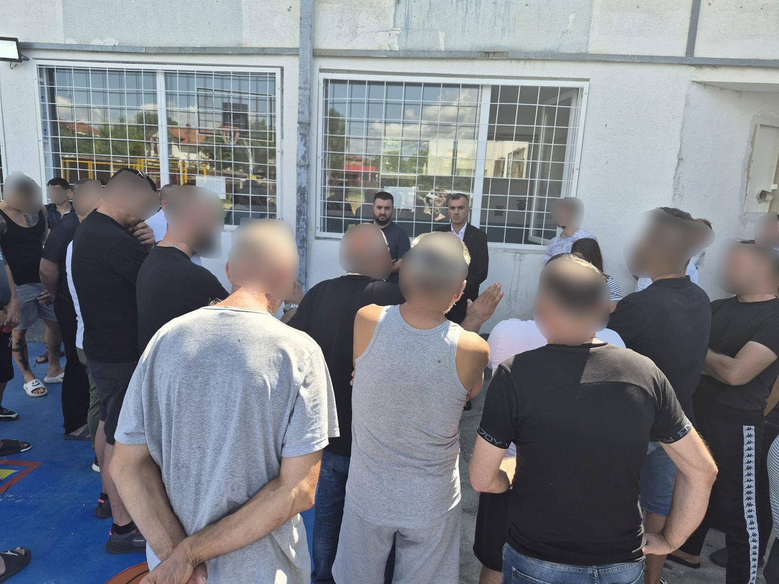 Avokati i Popullit vizitoi Burgun e Shutkës  hetohen pretendimet për dhunë ndaj të burgosurve
