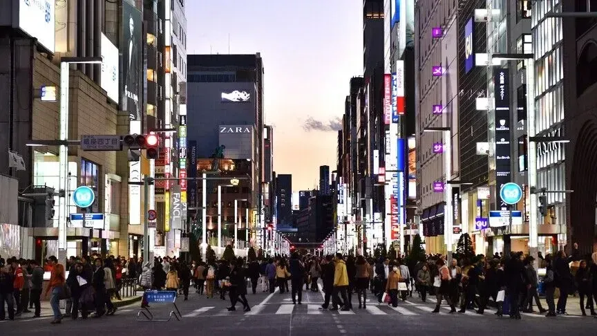 Numri i shtetasve japonezë bie nën 120 milionë për herë të parë në mbi 4 dekada