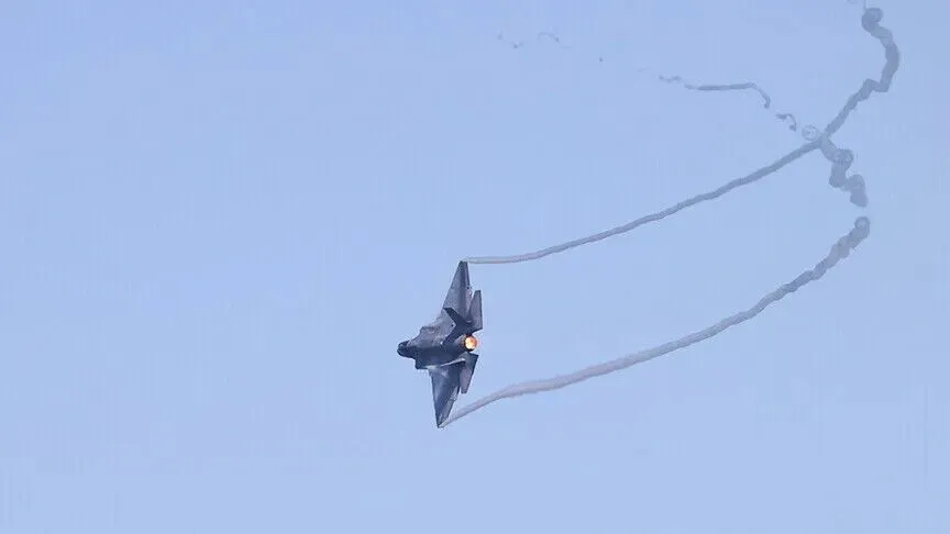 Rrëzohet një avion F 35 pranë bazës ajrore amerikane në Kaliforni