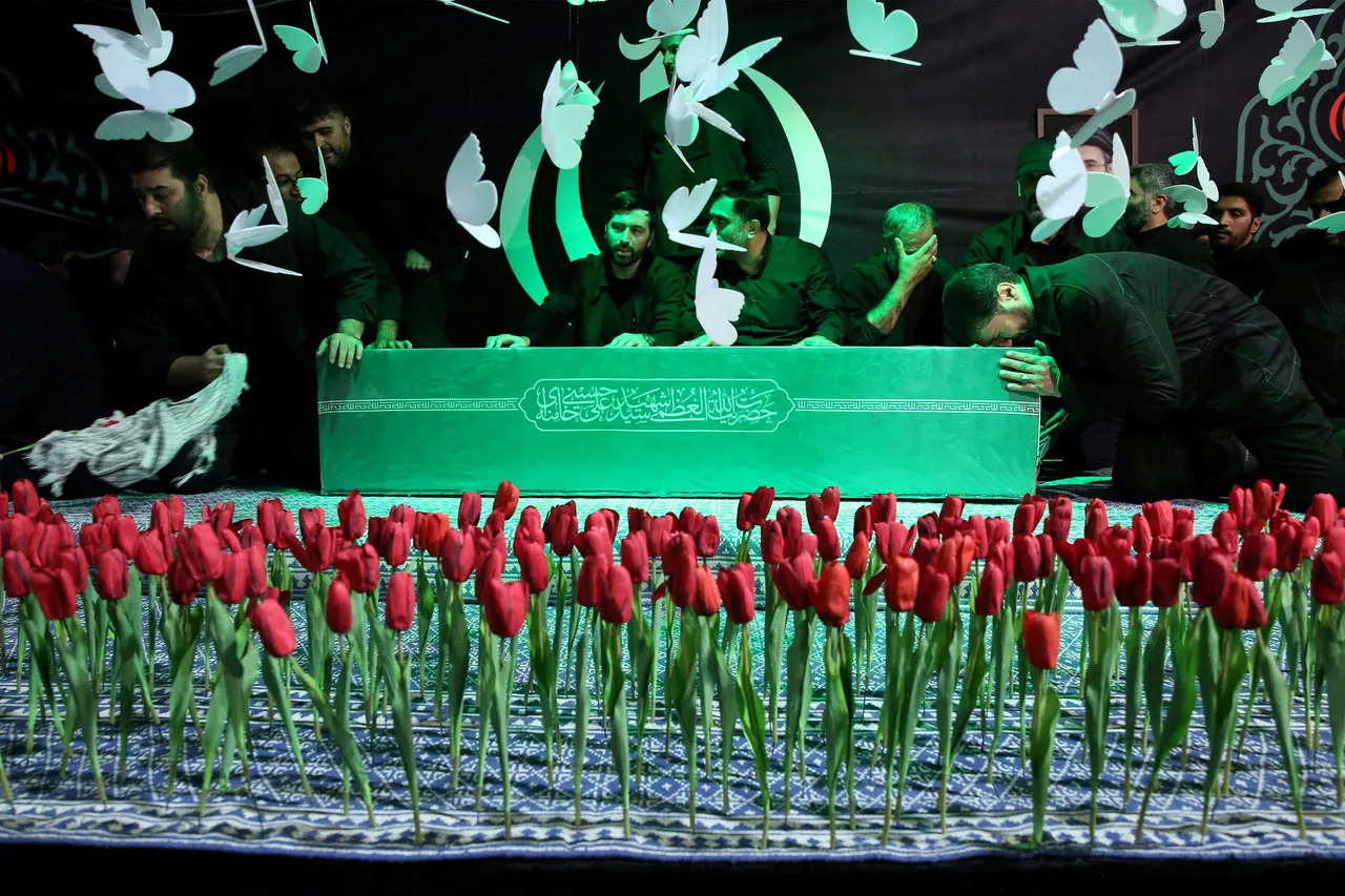 Irani nis javën e funeralit për liderin e vr arë  Khamenein  masa të rrepta sigurie në Teheran
