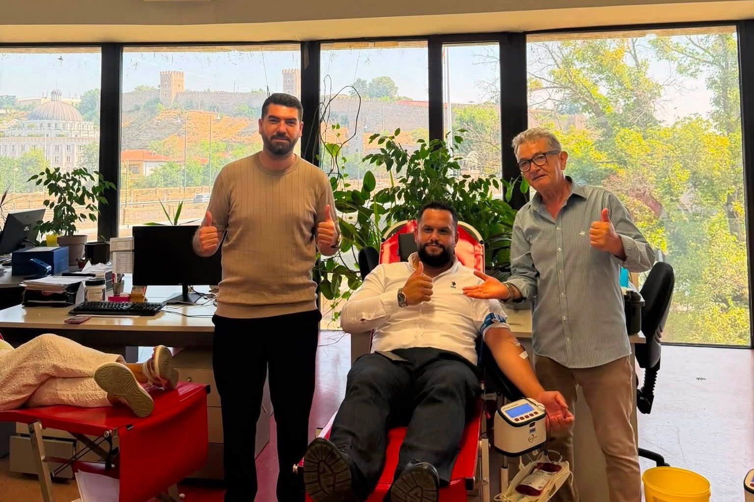 Elezi  Posta e Maqedonisë së Veriut organizon aksion humanitar për dhurimin e gjakut