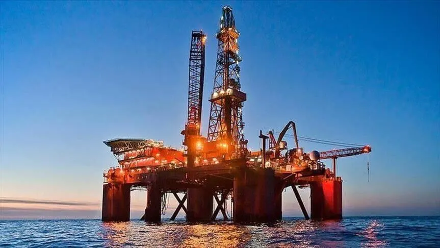 Nafta Brent rritet mbi 3 për qind pasi SHBA ja anulon heqjen dorë nga shitjet e naftës iraniane