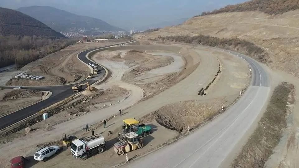 Kontrata për ndërtimin e autostradës Shkup Bllacë do të nënshkruhet të hënën