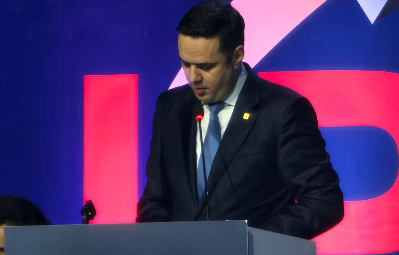 Abdixhiku i mbijeton votimit  mbetet kryetar i LDK së