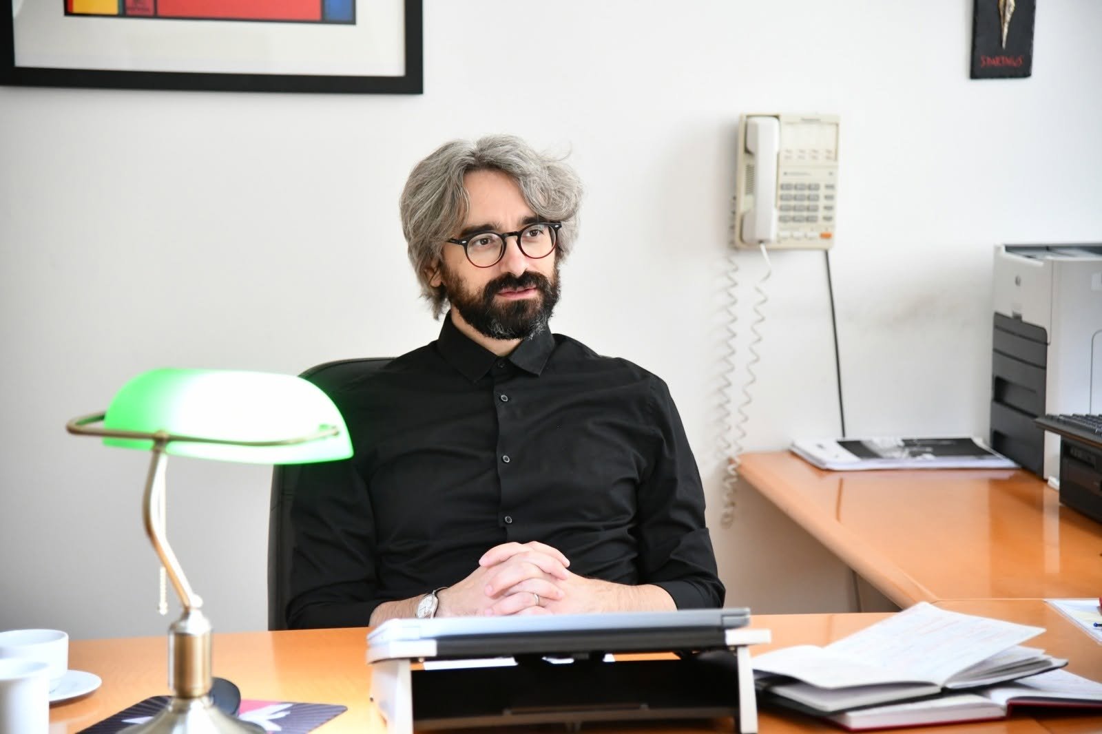 Apasiev sulmon VMRO në pasi ministri Jeton Shasivari vendosi përdorimin e gjuhës shqipe në Ministrinë e Drejtësisë