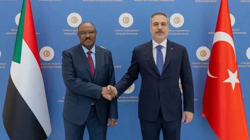 Kryediplomatët e Turqisë dhe Sudanit takohen në Ankara