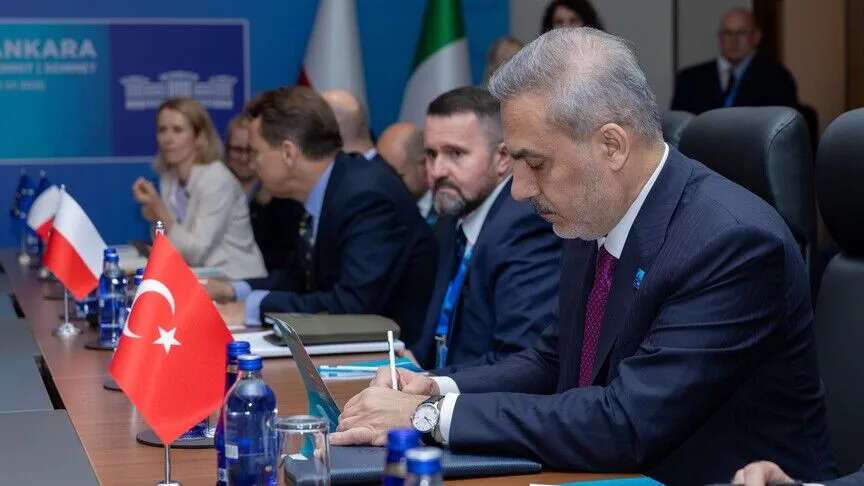 Samiti i NATO s në Ankara  Drejtori i kompanisë turke  Baykar  thekson bashkëpunimin brenda aleancës