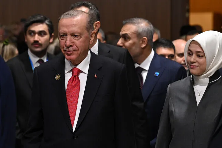 Presidenti turk Erdogan bën thirrje për heqjen e kufizimeve të bashkëpunimit në mbrojtje midis aleatëve të NATO s