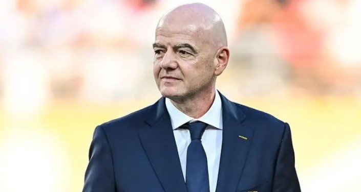 Infantino thërret mbledhje ekzekutive në Marok  teksa kritikat ndaj tij shtohen