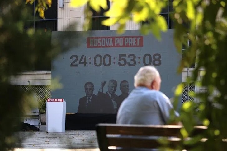  Ora e Pritjes   ekrani që numëron mbrapsht deri në vendimin për ish krerët e UÇK së vendoset në Prishtinë