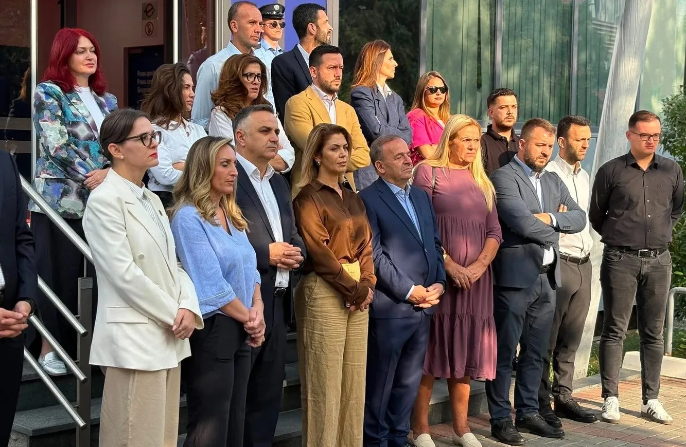 Sërish para Qeverisë kërkohet konstituimi i Kuvendit të Kosovës dhe formimi i institucioneve