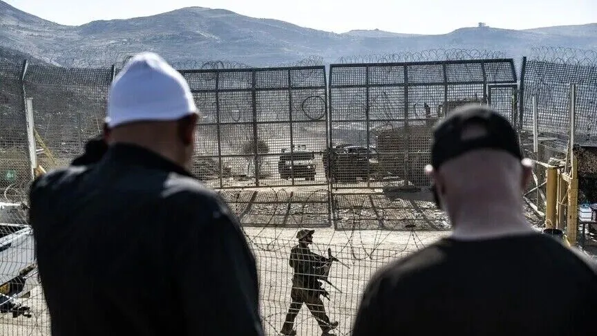 Izraeli dëbon kritikët evropianë nga qendra e koordinimit për Gazën e udhëhequr nga SHBA ja