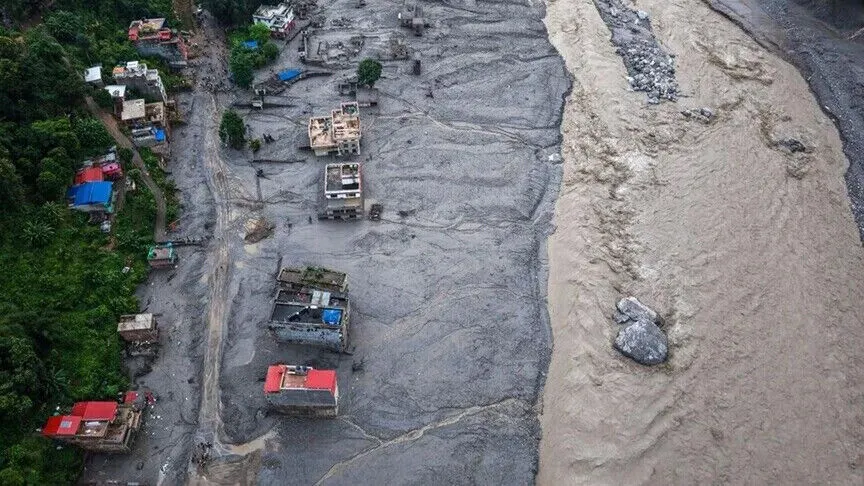 Rritet në 623 numri i të vdekurve nga përmbytjet në Nepal  mbi 1 100 të zhdukur