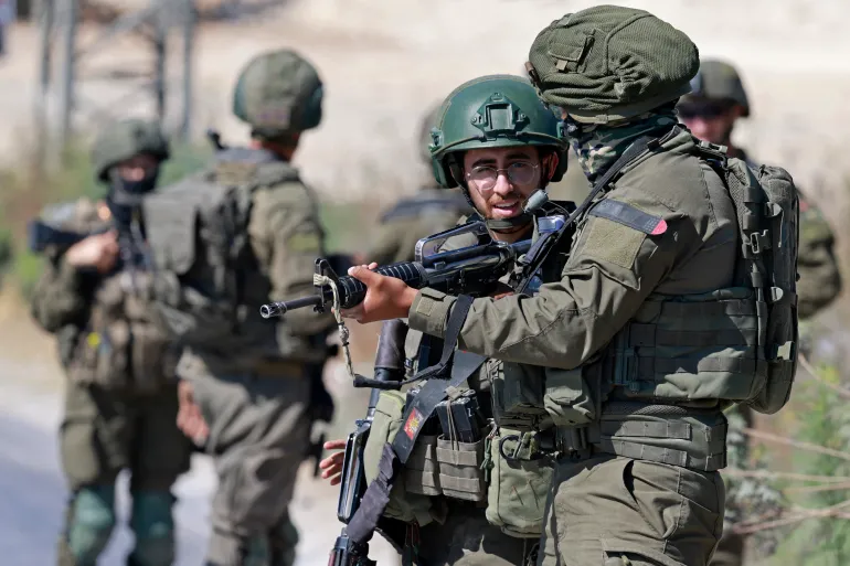 Forcat izraelite arrestojnë shtatë palestinezë në Bregun Perëndimor të pushtuar