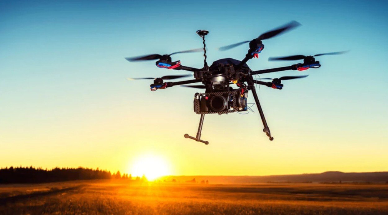 MPB paralajmëron pronarët e dronëve  Mos rrezikoni helikopterët  pasojnë gjoba dhe kallëzime penale