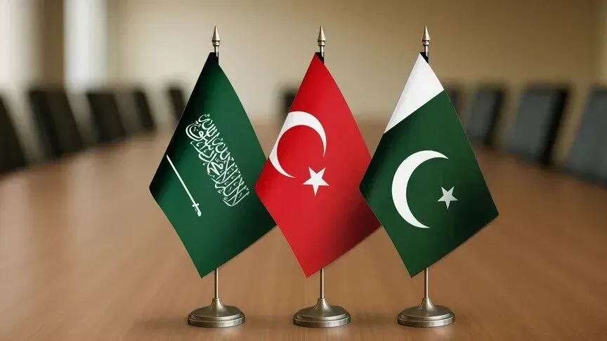 Turqia  Arabia Saudite dhe Pakistani do të nënshkruajnë marrëveshje trepalëshe për mbrojtjen