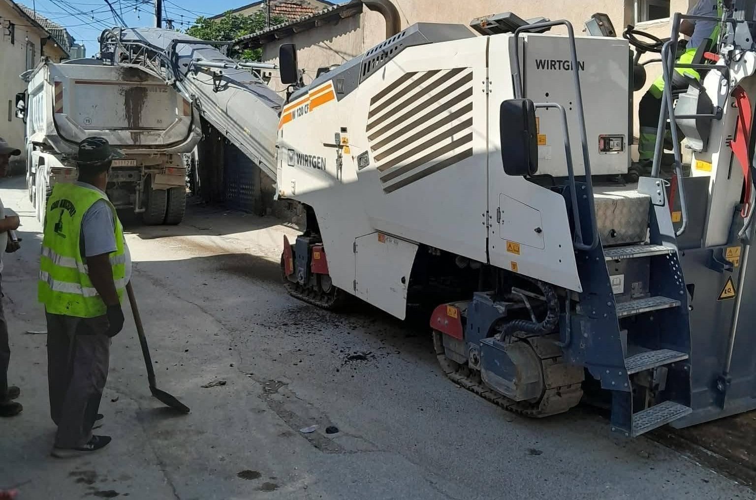  Edhe një premtim po realizohet   Kurtishi njofton asfaltimin e rrugës në Kumanovë