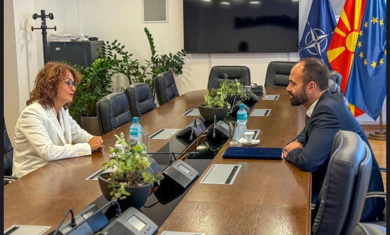 Ministri i Drejtësisë  Jeton Shasivari  Akademi e fuqishme   themel i një drejtësie profesionale dhe të pavarur