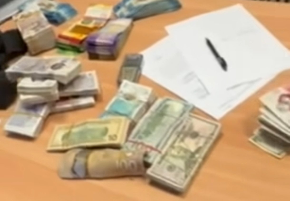 Dy shtetas të Kosovës arrestohen në Shkup  policia sekuestron rreth 230 mijë euro të dyshuara si të falsifikuara