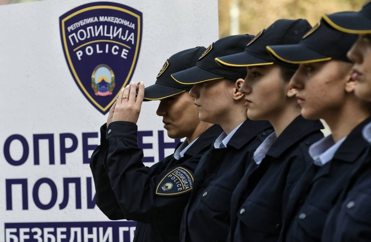 Policët praktikantë shkelin kushtetutën gjatë betimit  nuk e thonë emrin kushtetues të RMV së