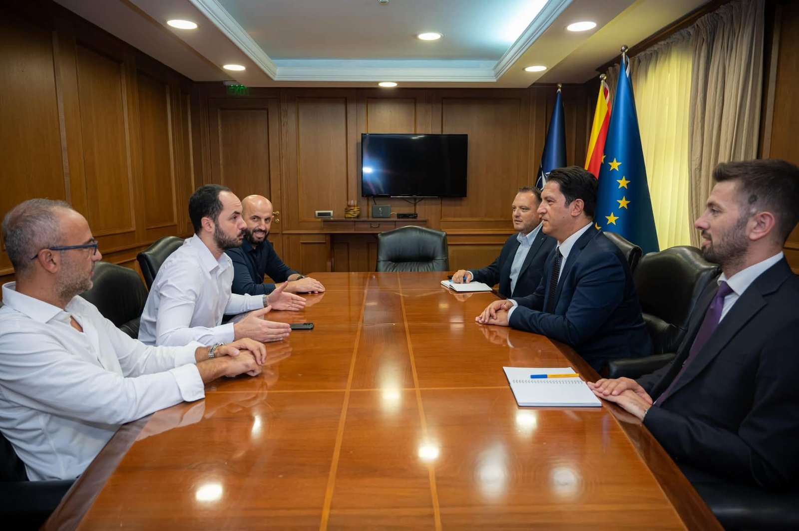 Bekim Sali takon drejtorin e OEMVP së  në fokus klima e biznesit dhe sipërmarrja
