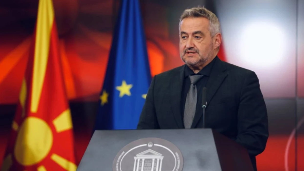 Klekovski me apel për qytetarët  Nëse shihni shpendë të ngordhura  raportoni në AUV