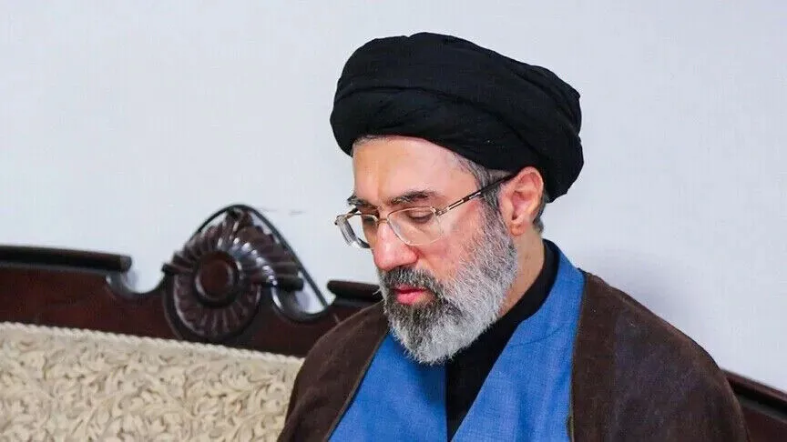 Irani publikon video të rrallë të Mojtaba Khameneit pas raportimeve për përkeqësim të shëndetit
