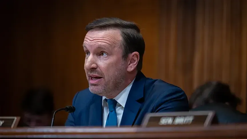 Senatori amerikan  Murphy  Trump e ka humbur luftën me Iranin  Amerika po dobësohet