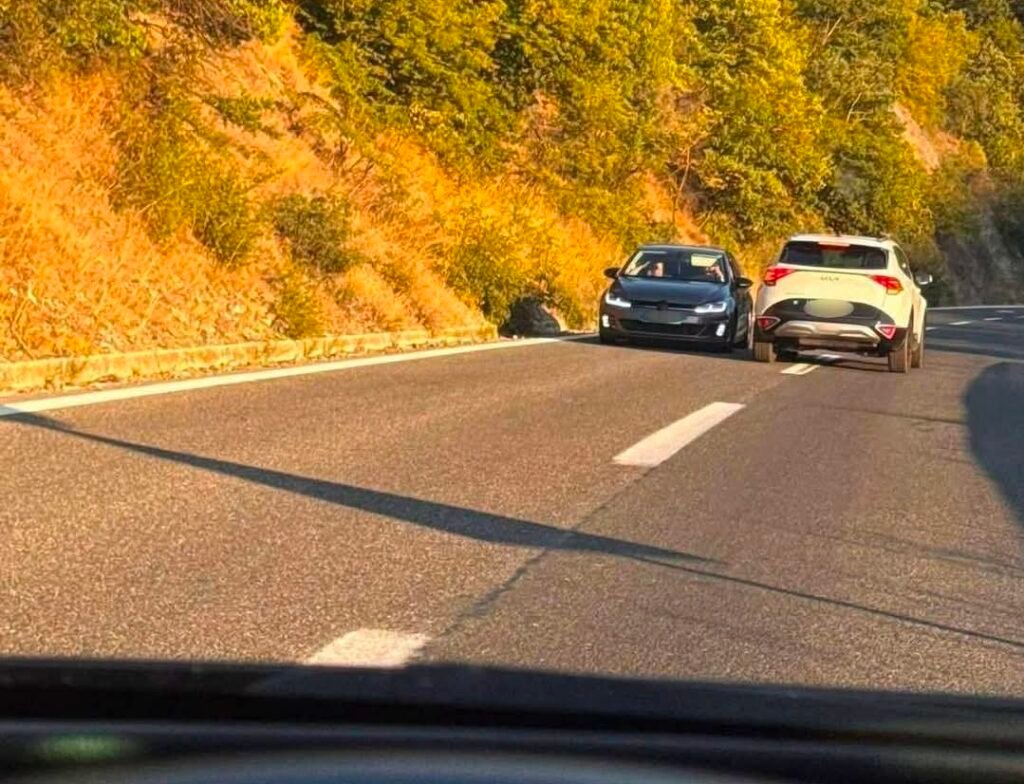 Arrestohet një 39 vjeçar nga Çellopeku i Tetovës pasi voziste veturën në drejtim të kundërt në autostradën Shkup Veles