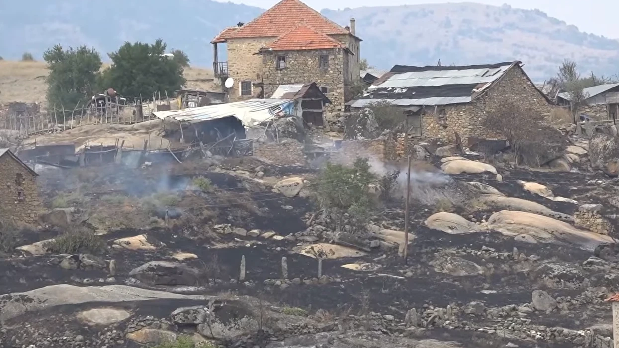 Digjen 15 shtëpi dhe objekte në fshatin Çanishtë afër Prilepit