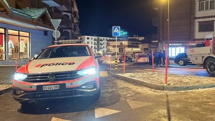  SonntagsZeitung   Policia zvicerane ka spiunuar të paktën 39 ministra të qeverisë për dekada