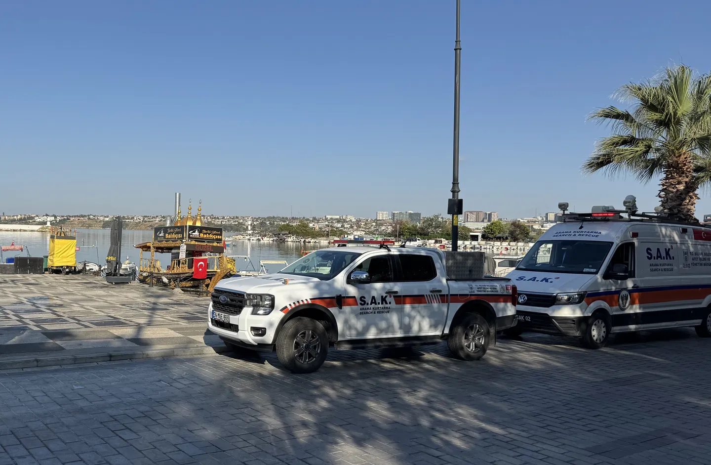 Dy anije tregtare përplasen në brigjet e Silivrit në Istanbul  10 anëtarë të ekuipazhit të zhdukur
