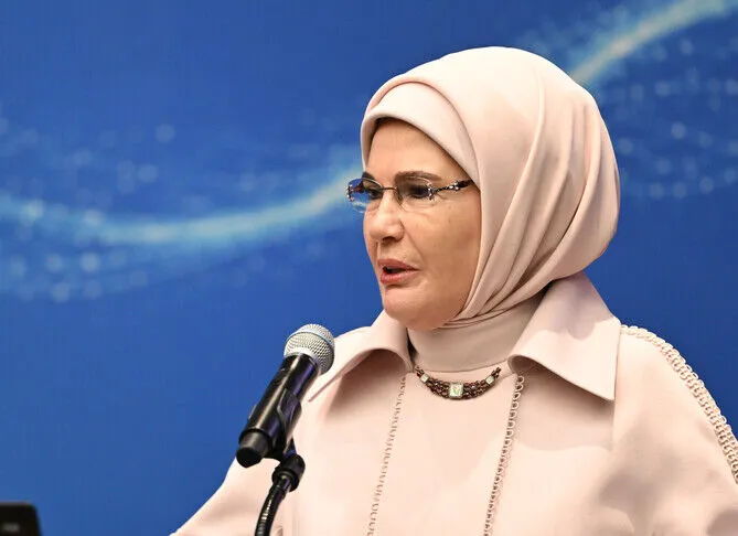 Zonja e Parë e Turqisë shpreson që thirrja e Presidentit Erdogan për paqe në OKB të jehojë në ndërgjegjen e botës