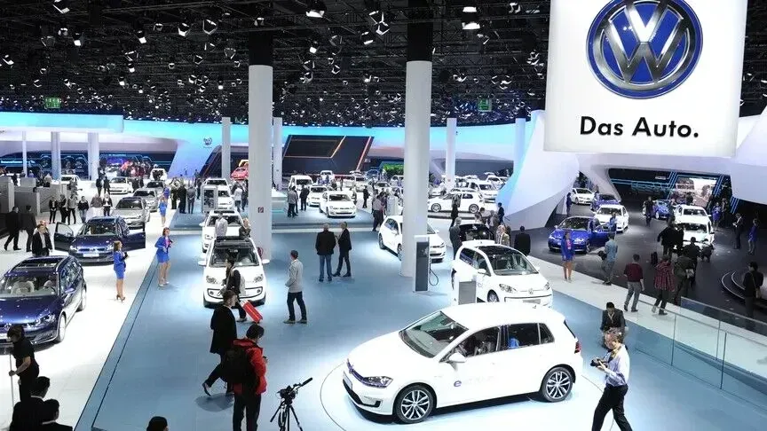 Bordi i Volkswagenit miraton planin për shkurtimin e 50 mijë vendeve të tjera të punës në mbarë botën