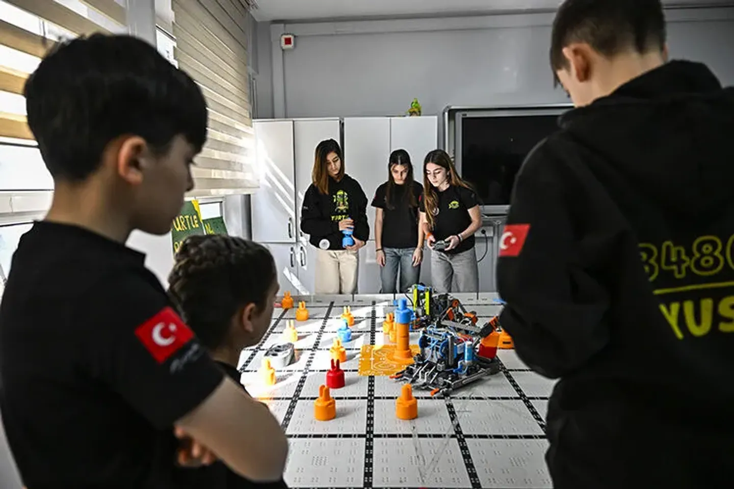Turqia kryeson vendet e OECD së për rritjen e rezultateve në PISA 2025